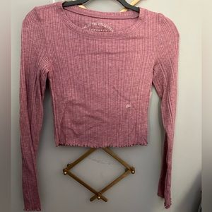 Long Sleeve Cozy Cropped Shrunken Tee Brand: Aeropostale size: Small